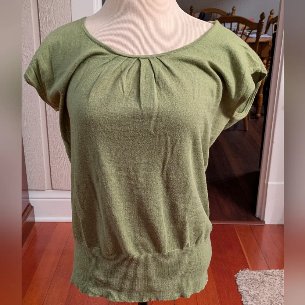 Banana Republic Olive Green Women's Blouse - Picture 1 of 5